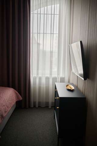 Гостиница 20 Меридиан Зеленоградск Номер люкс семейный-4